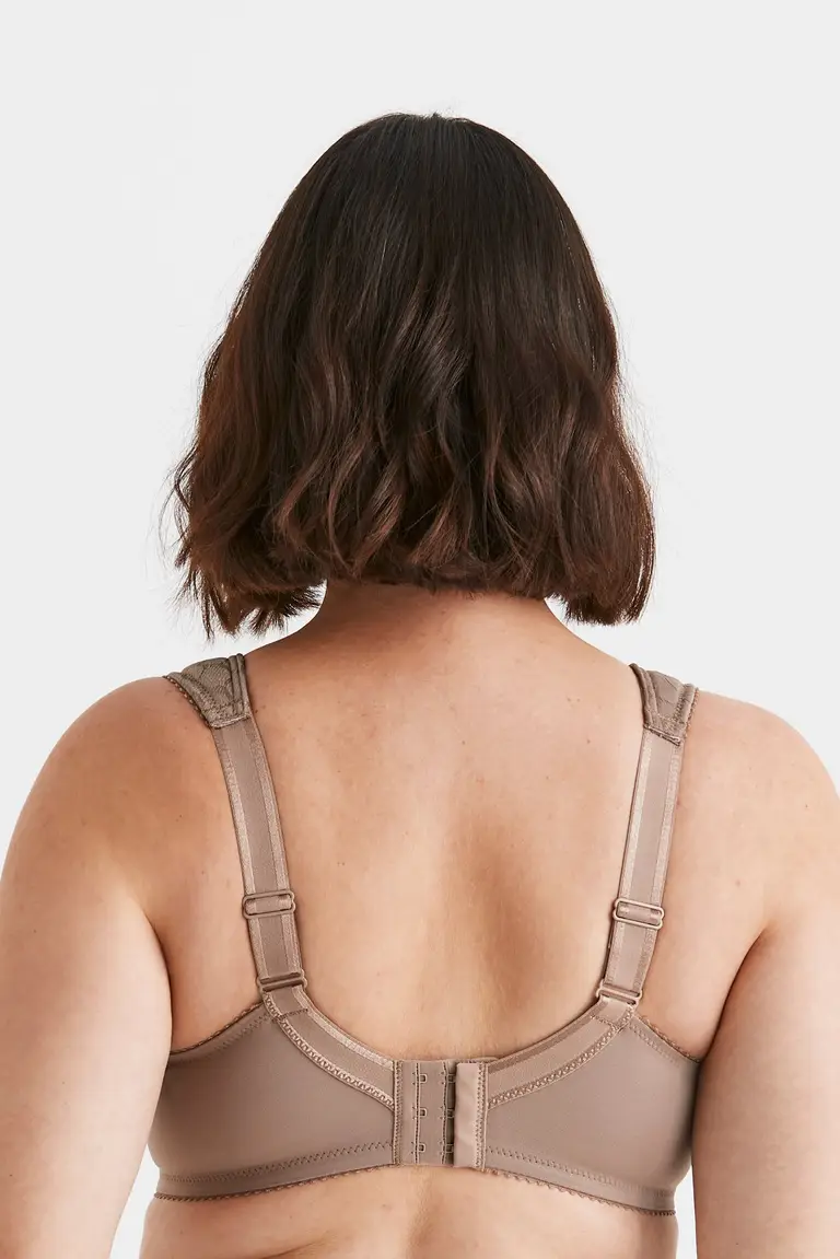 💖Conjunto de 3 piezas Triumph nuevo sujetador push-up inalámbrico de algodón con patchwork de encaje floral🔥