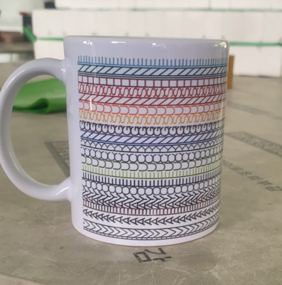 Zabawne ceramiczne kubki do kawy