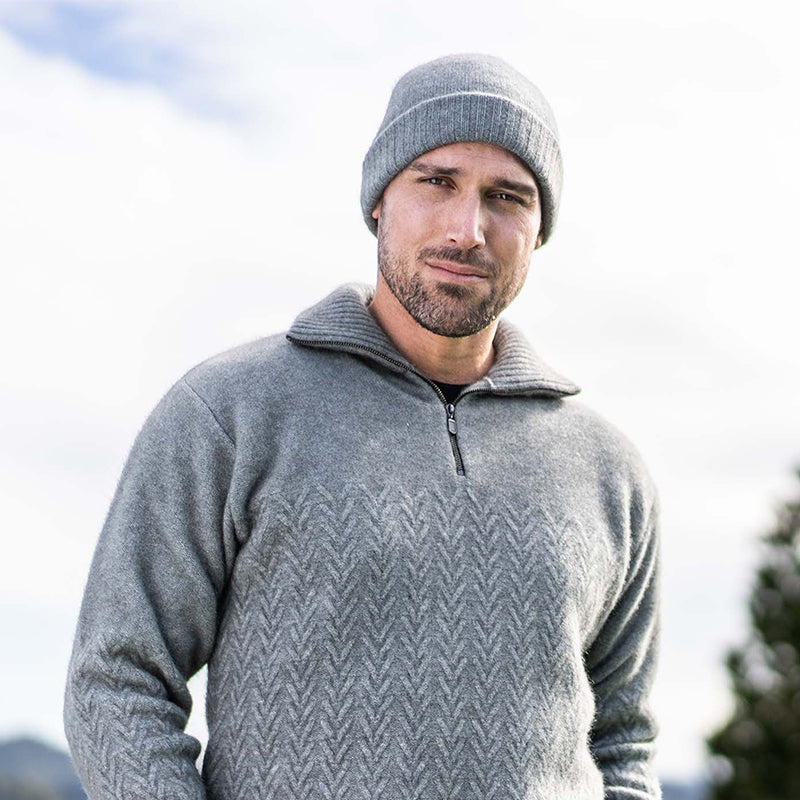 Australian Male Model Wearing uqdfgg Beanie