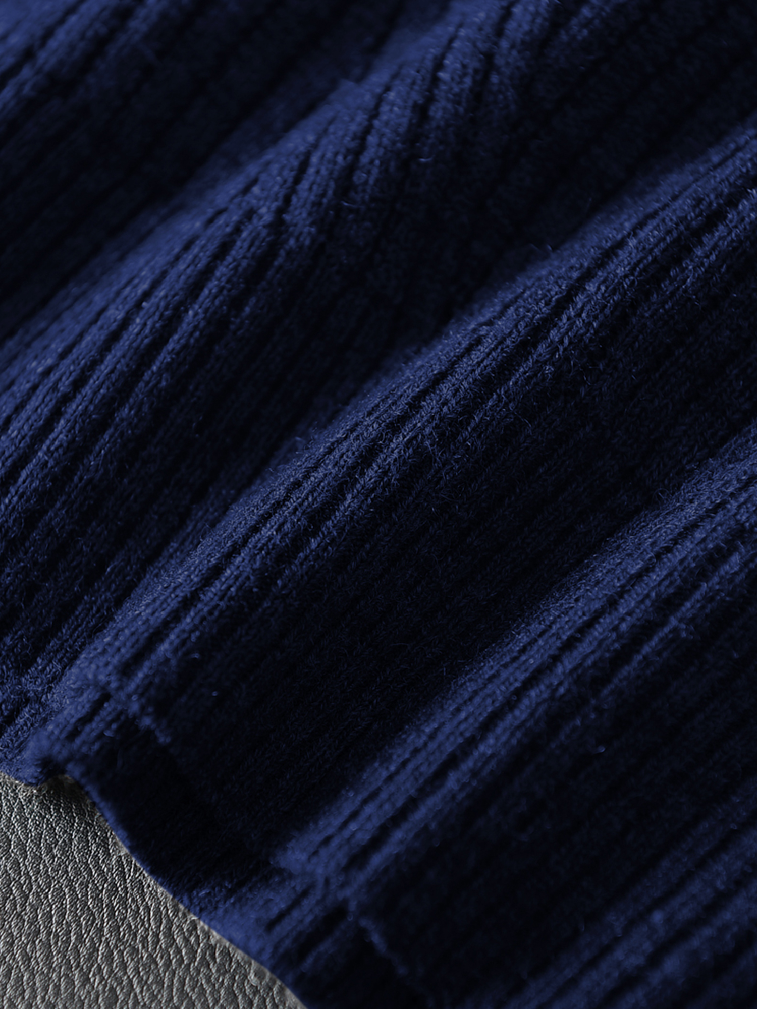 mens v neck sweater vest pullover solid color sleeveless sweaters vest preppy style details 9