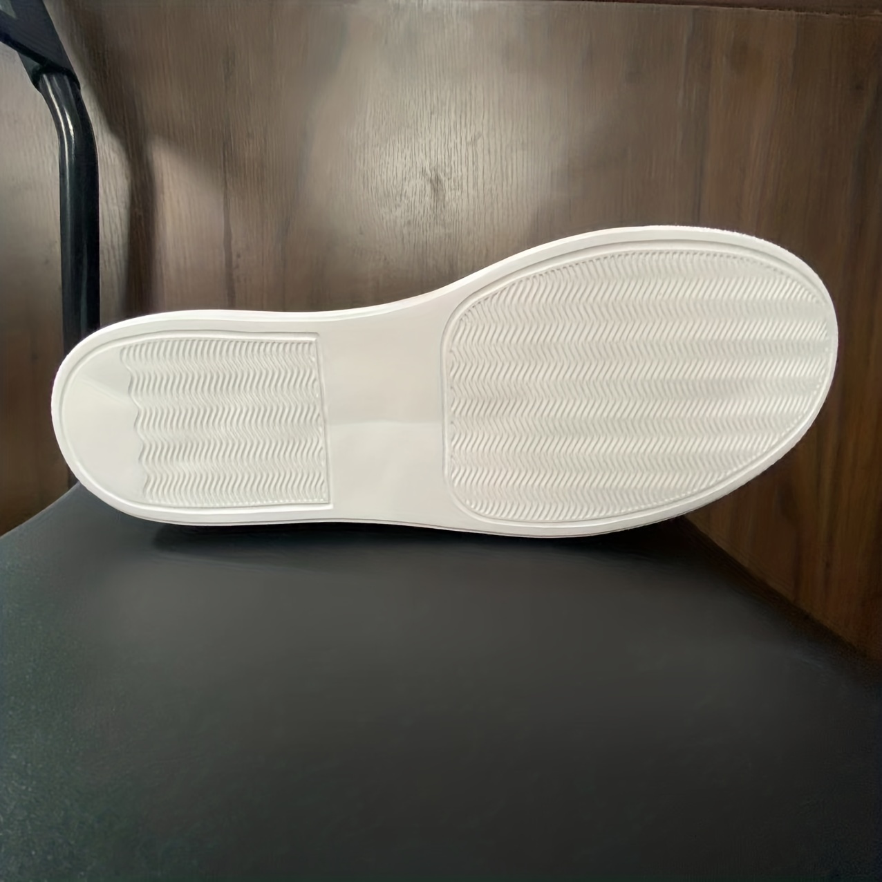 skate shoes men s solid color good grip breathable lace details 5