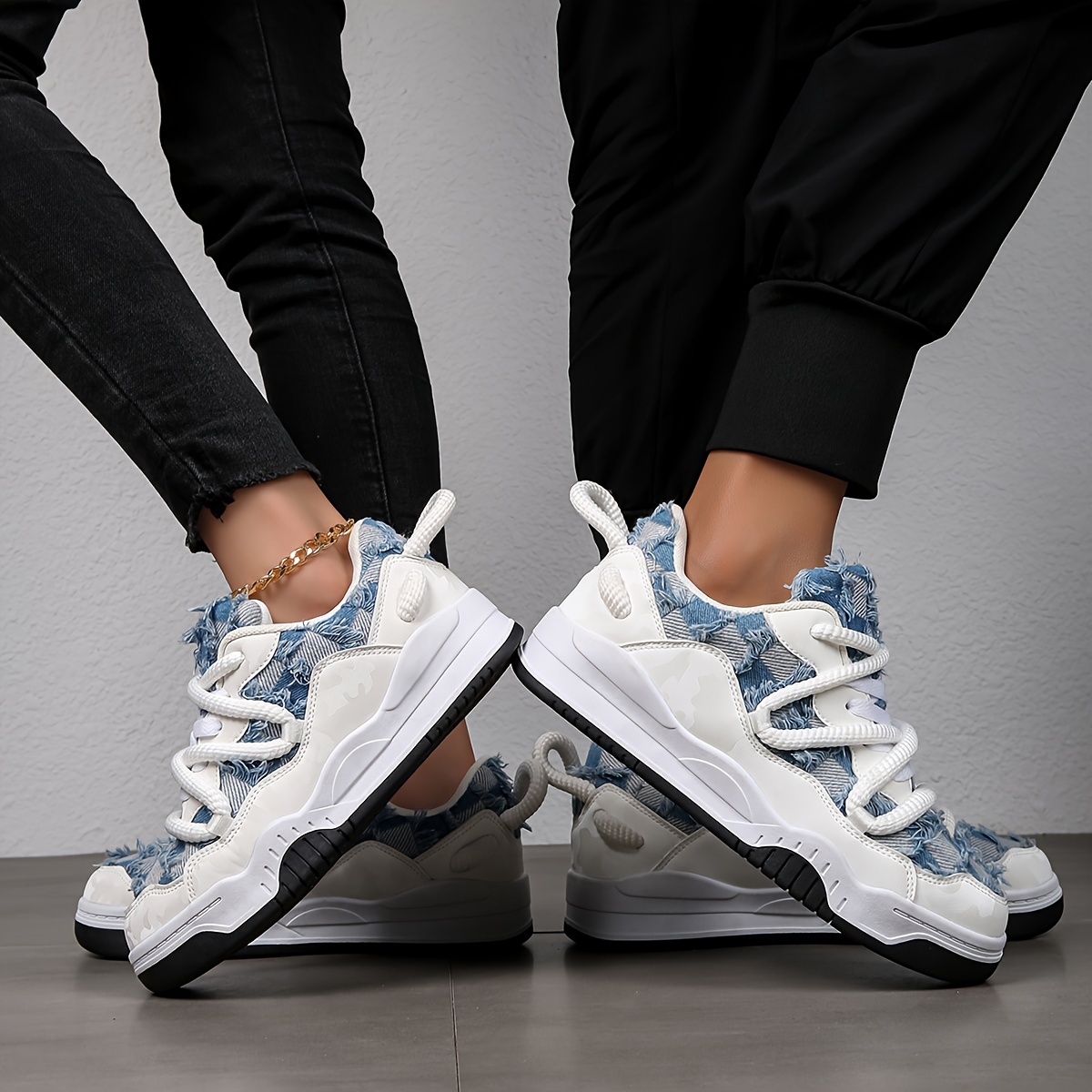 street style skateboard shoes men s trendy comfy non slip details 3