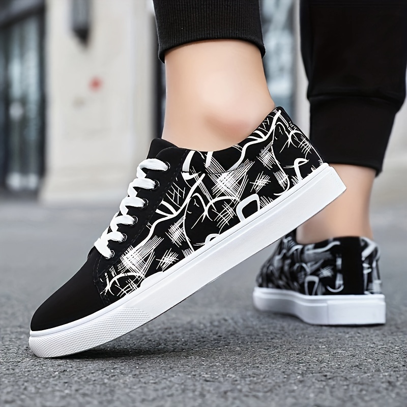 abstract art pattern skate shoes men s good grip breathable details 9