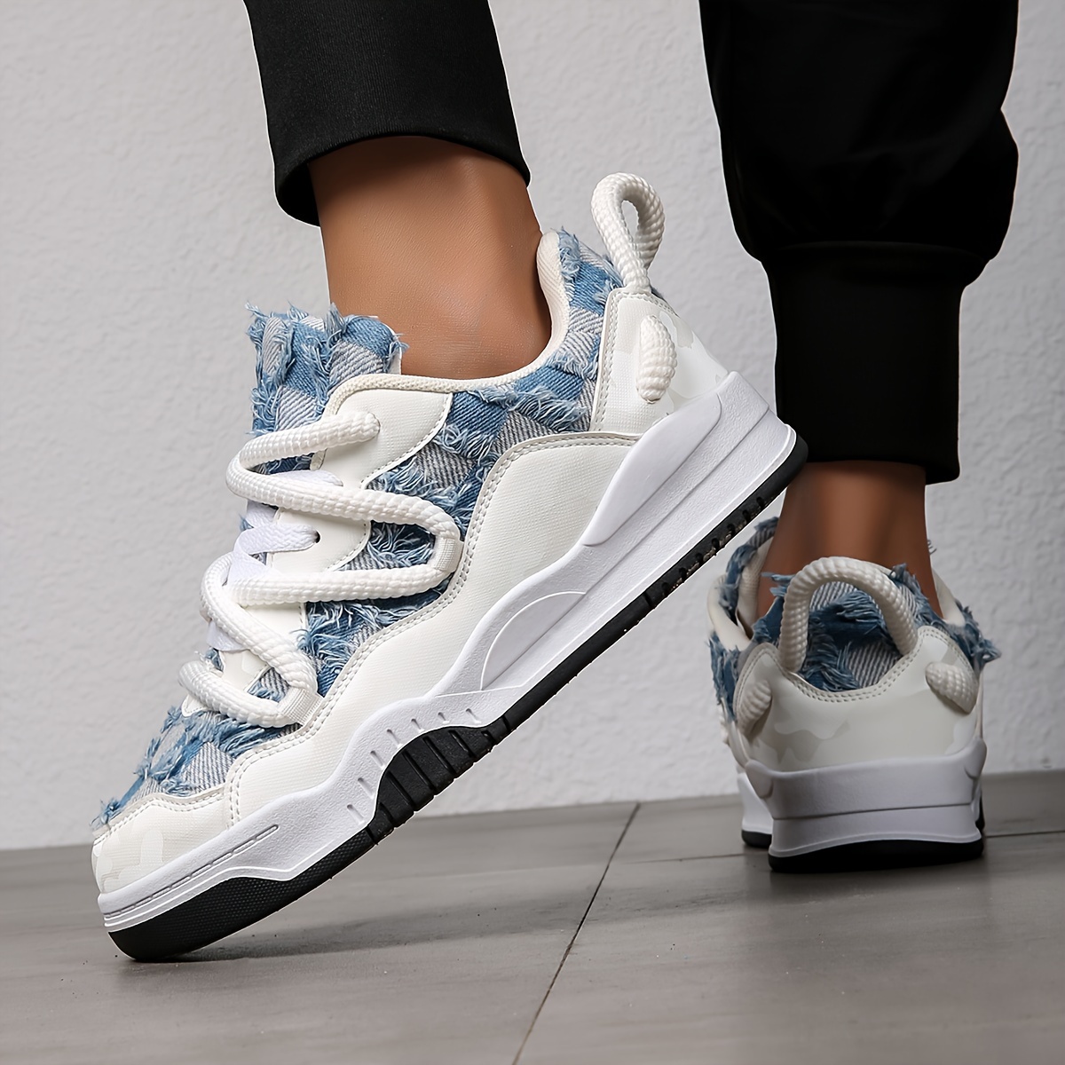 street style skateboard shoes men s trendy comfy non slip details 4