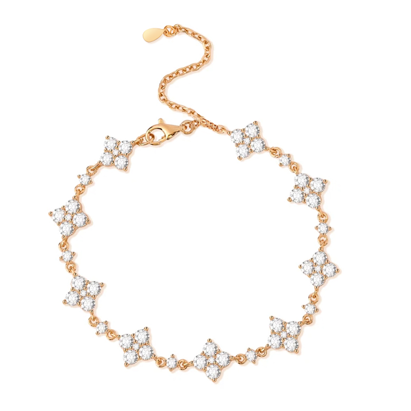 Delilah Clover Moissanite Bracelet