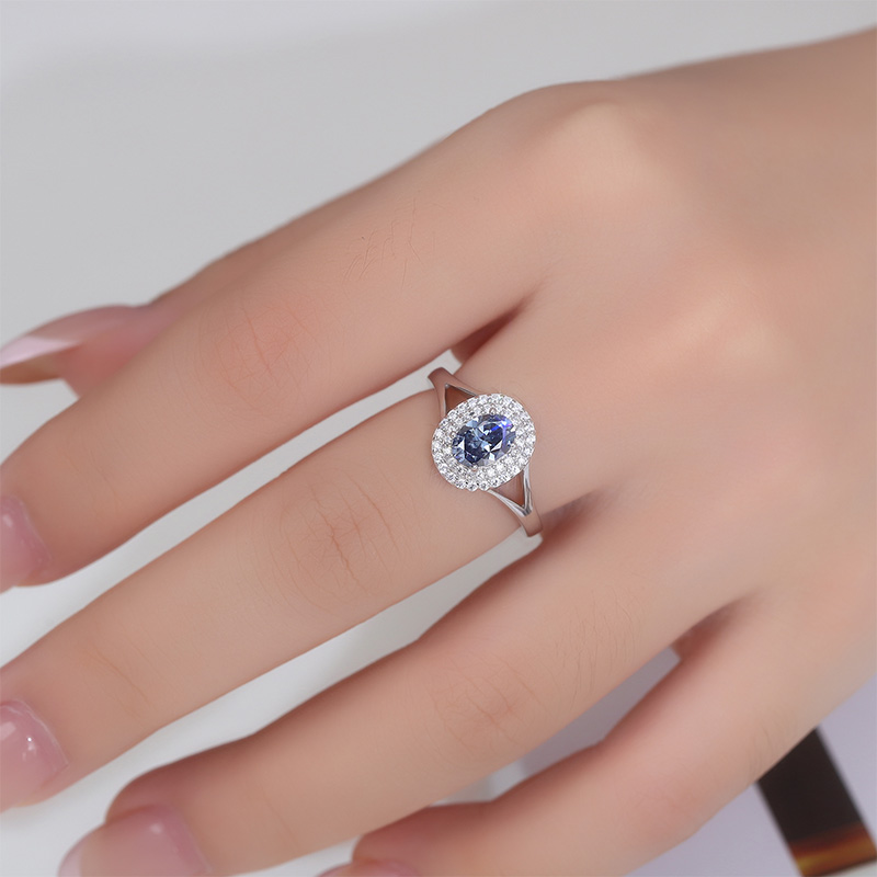 Amelia Oval Cut Double Halo Moissanite Engagement Ring-VOOGME