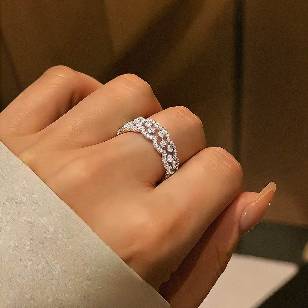 Bernice Lace Moissanite Ring