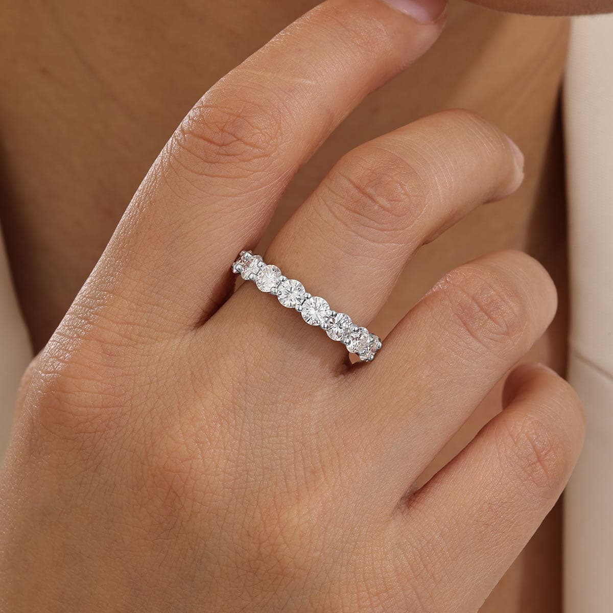Alula Embrace Round Moissanite Wedding Band