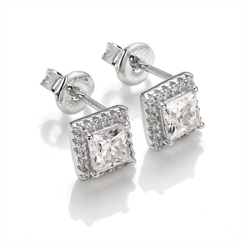 Florence Halo Moissanite Stud Earrings (1.0 ct.tw.)-VOOGME