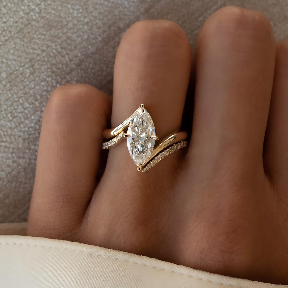 Criss-Cross Marquise Cut Moissanite Ring Set
