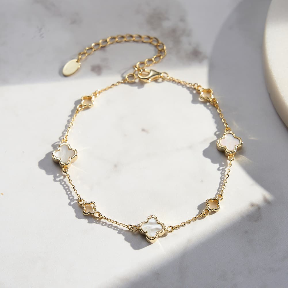 Bezel Clover Gemstone Bracelet