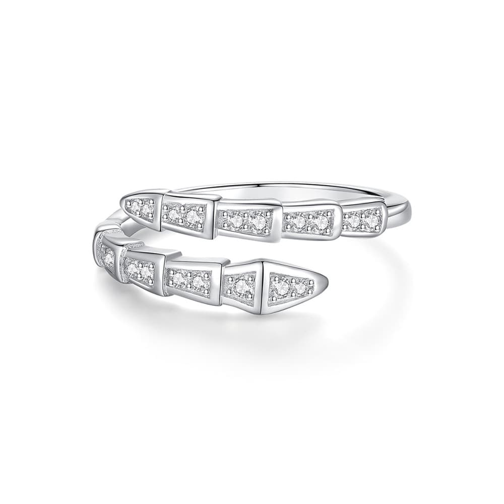 Viper Moissanite Ring