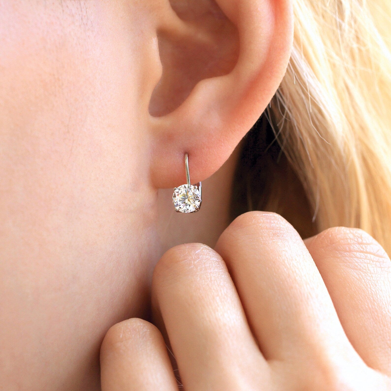 Classic Leverback Moissanite Earrings-VOOGME