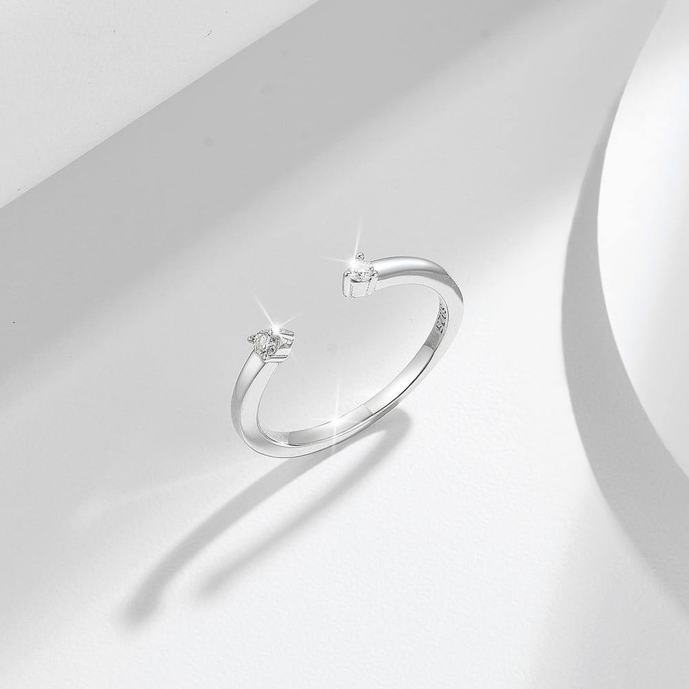 Twin Star Moissanite Wedding Band