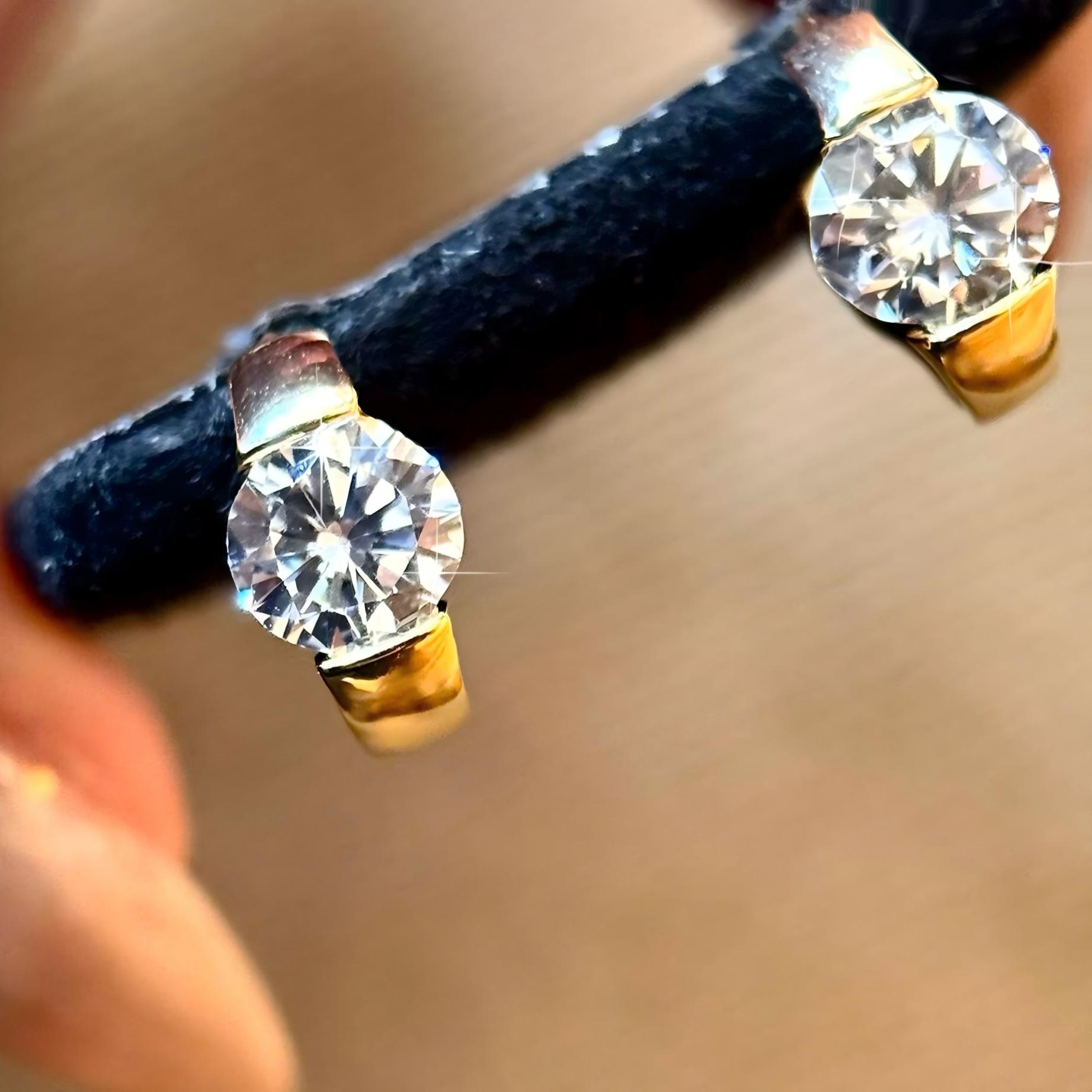 Elio Round Moissanite Hoop Earrings