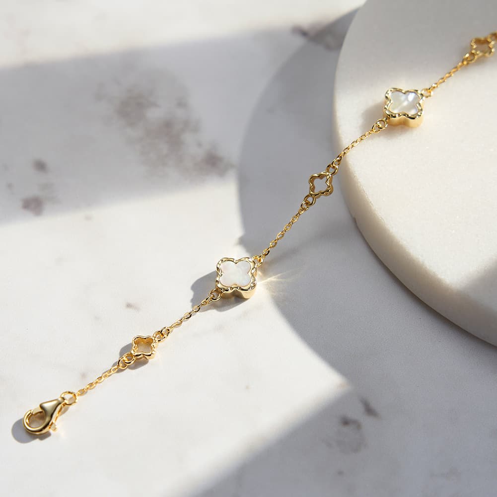 Bezel Clover Gemstone Bracelet