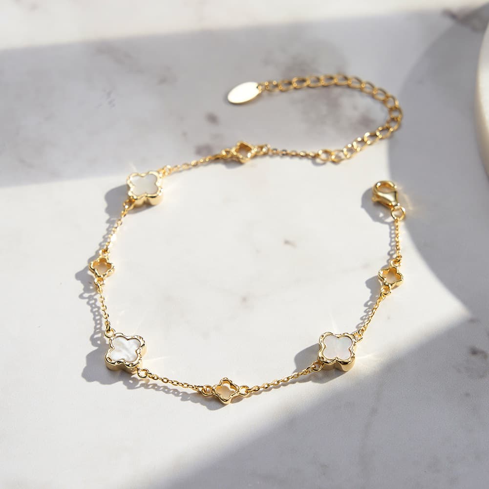 Bezel Clover Gemstone Bracelet