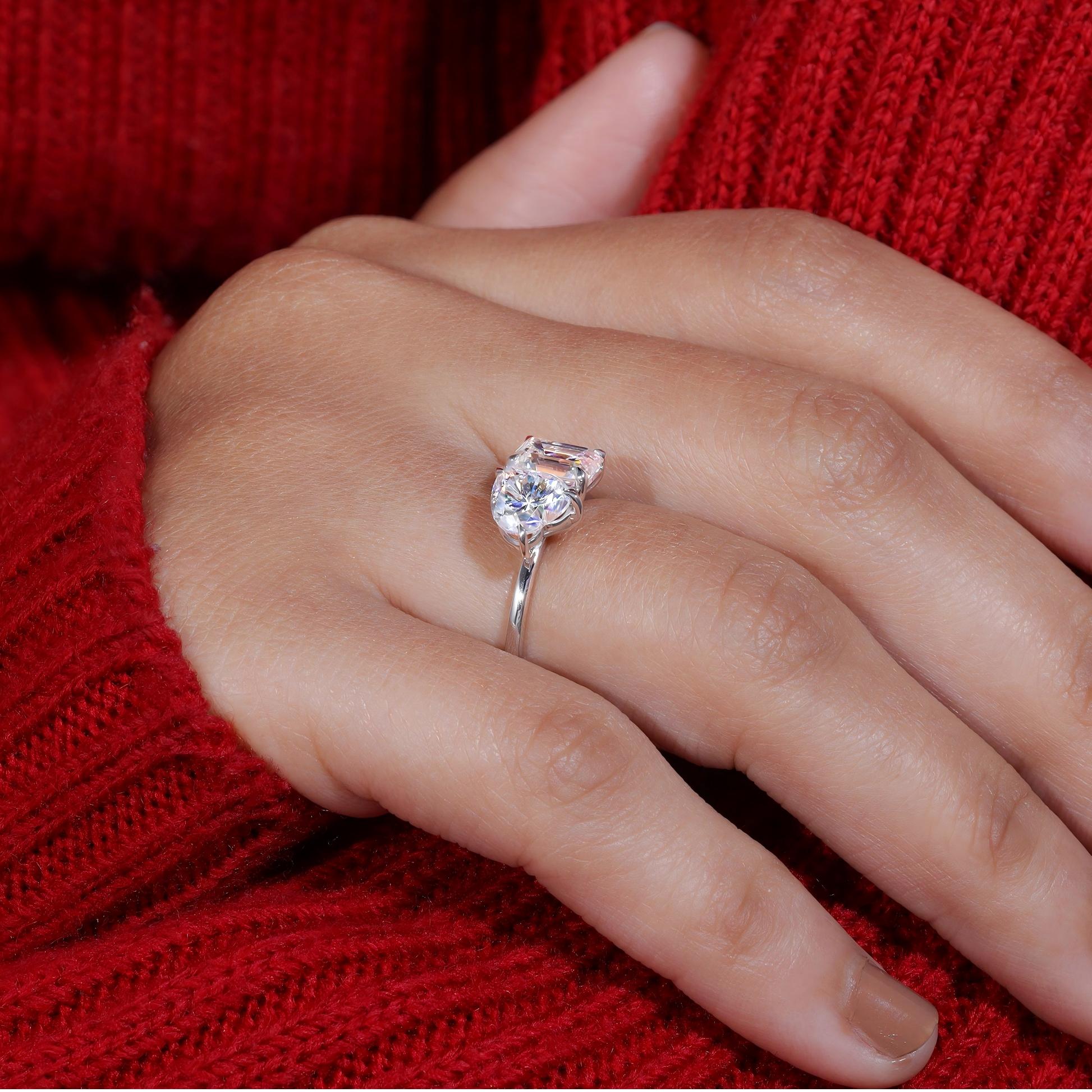 Toi Et Moi Emerald and Heart Moissanite Ring