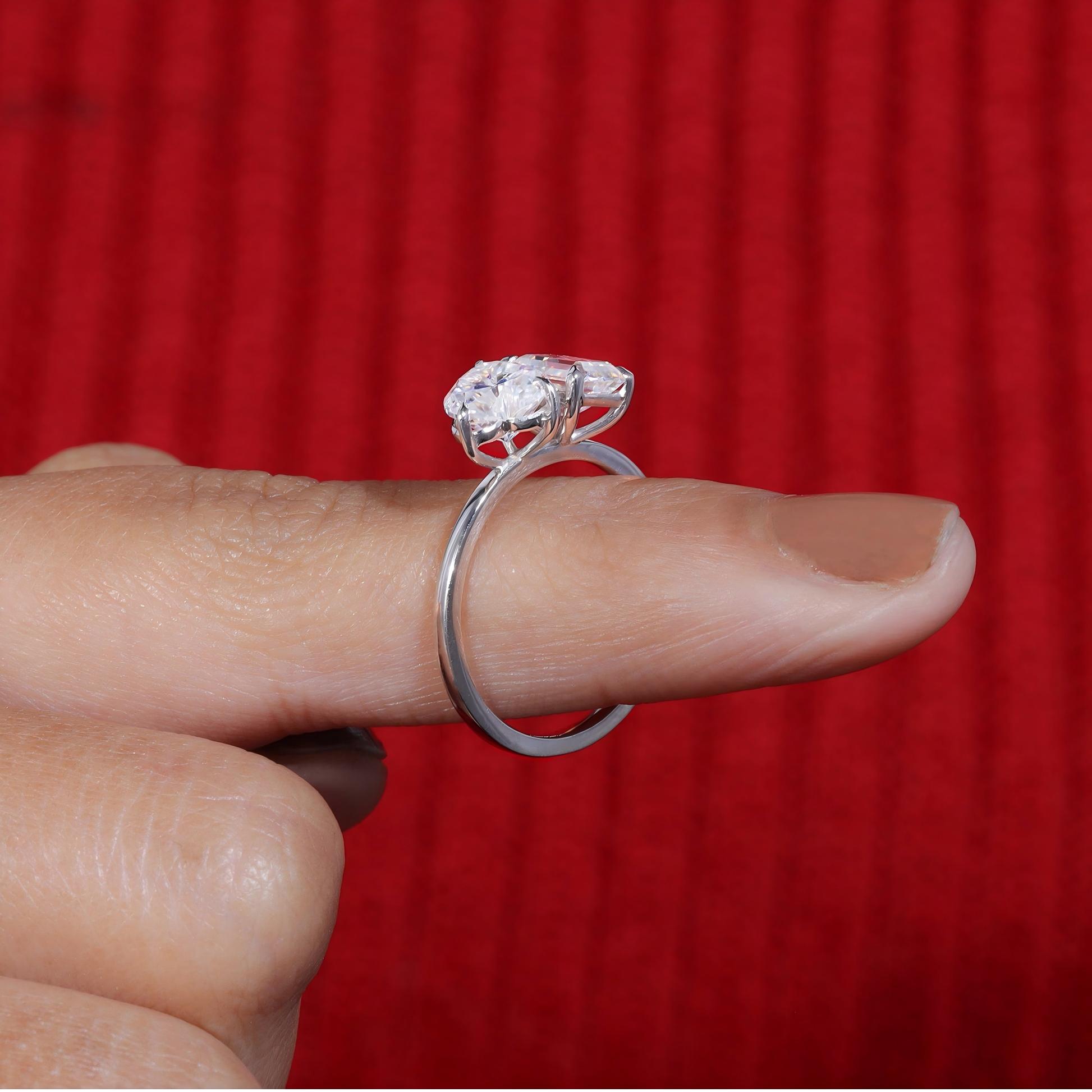 Toi Et Moi Emerald and Heart Moissanite Ring