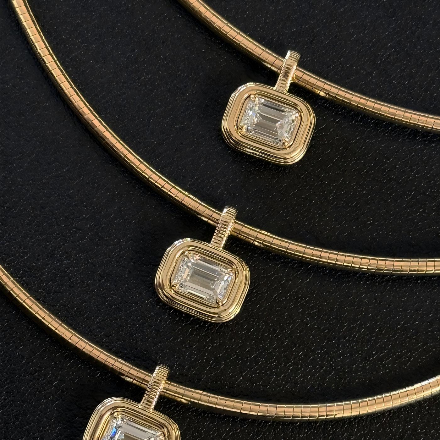 Diamond Heirloom Curved Chain Emerald Necklace