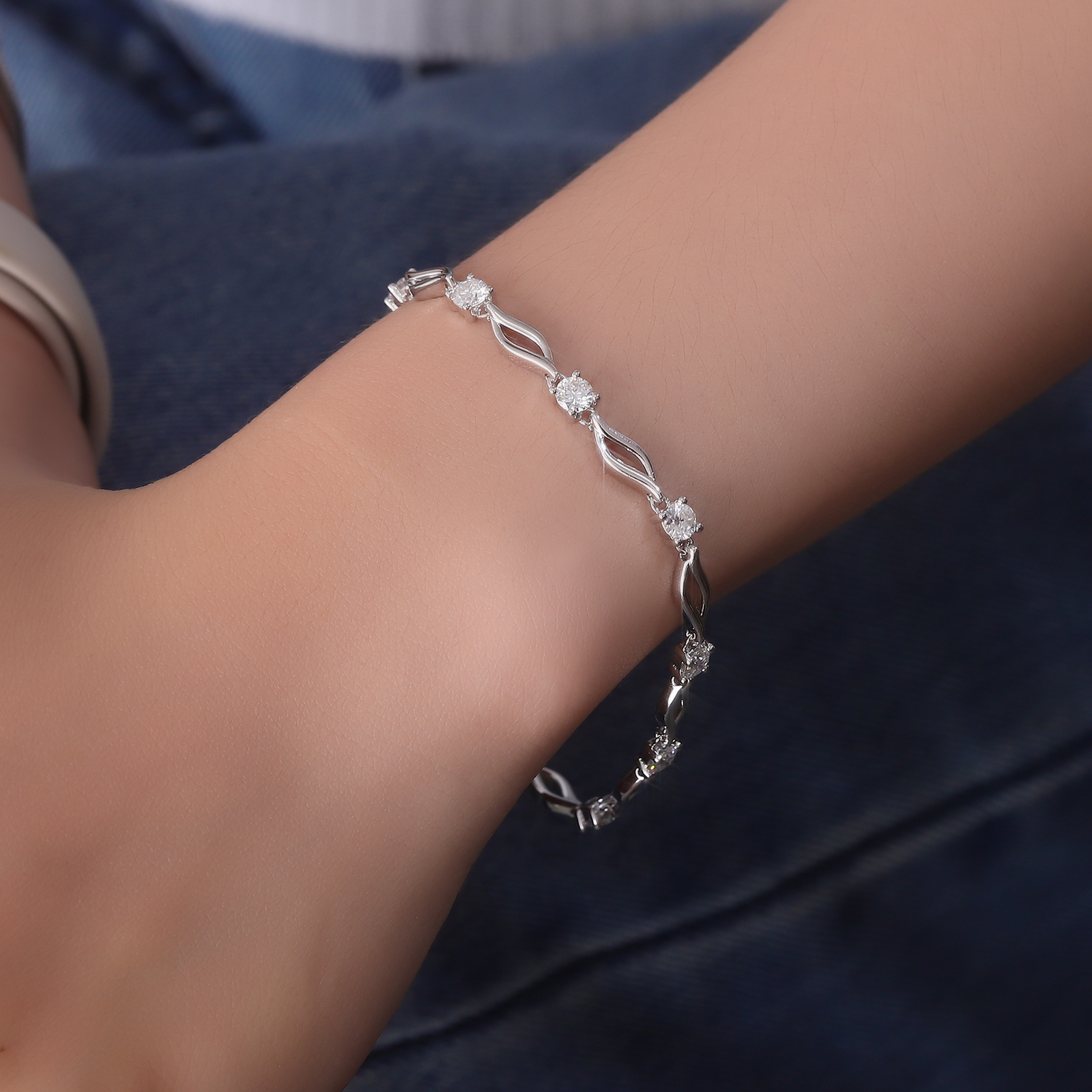 Crystal Love Moissanite Bracelet-VOOGME