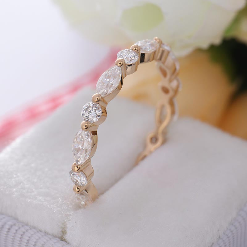 Irsy Eternity Moissanite Wedding Band-VOOGME