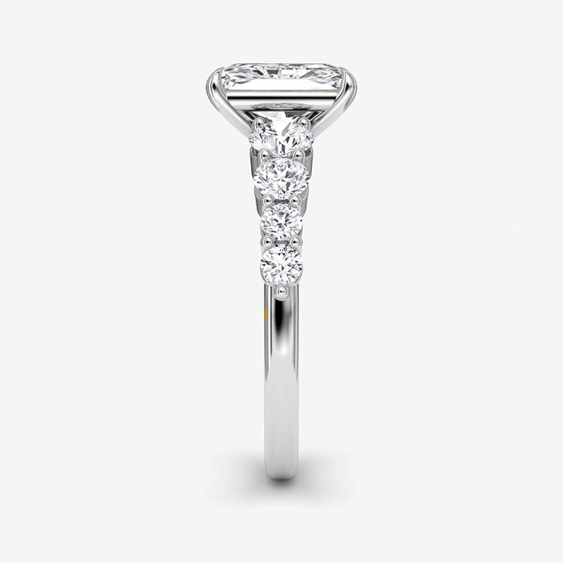 Skuno Moissanite Engagement Ring-VOOGME