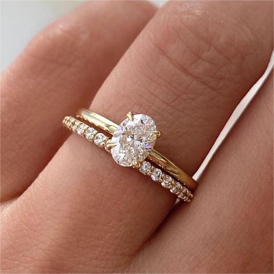 How to clean moissanite jewelry