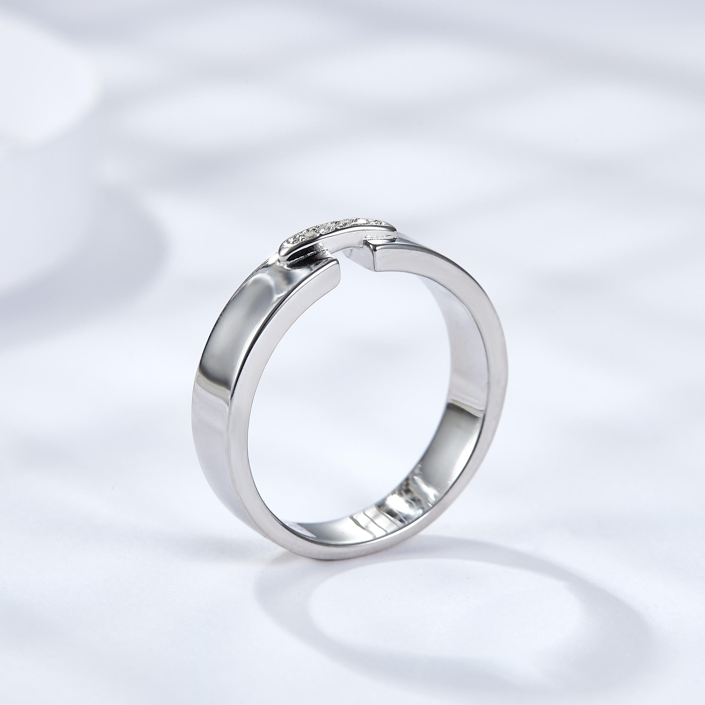 Best Match Moissanite Wedding Band-VOOGME