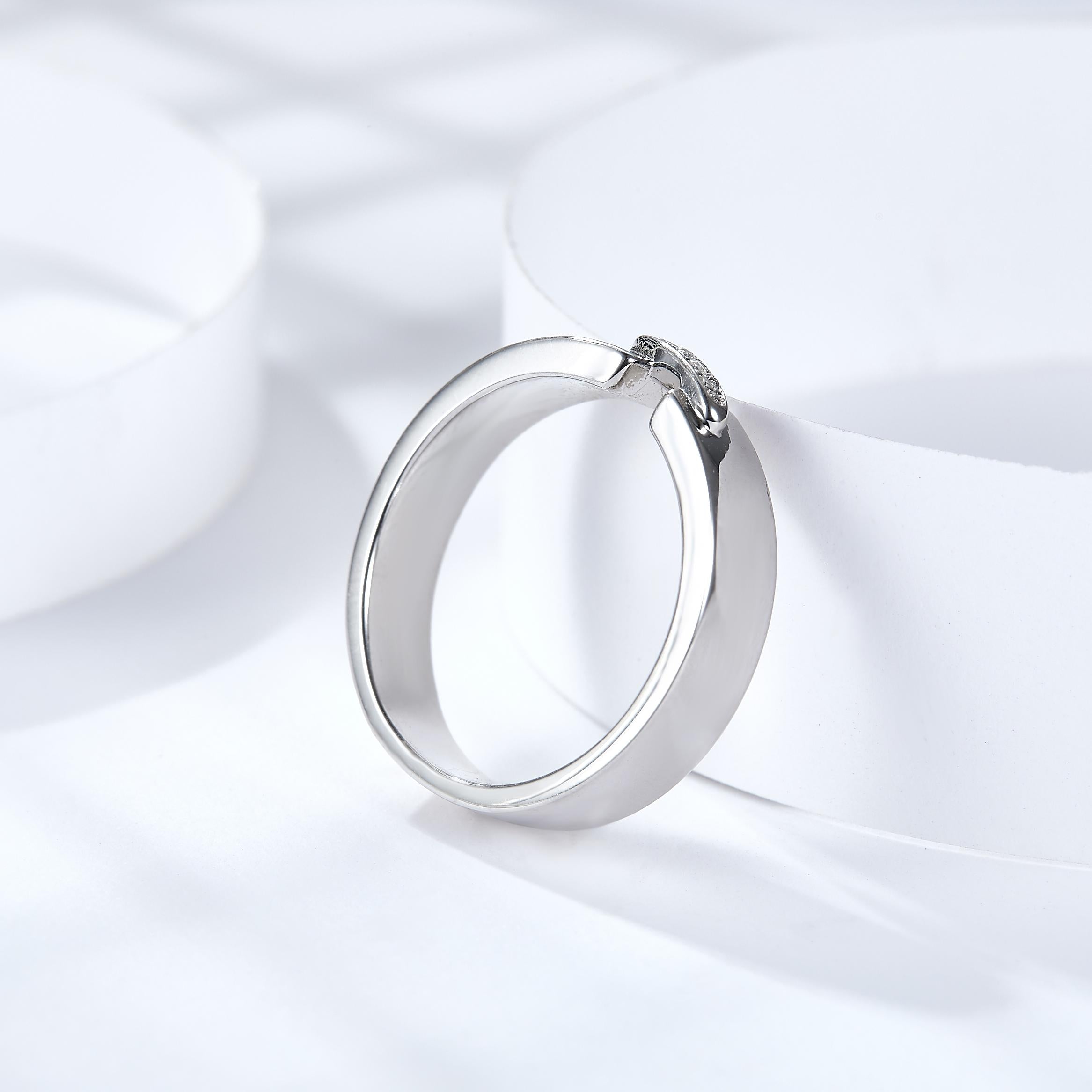 Best Match Moissanite Wedding Band-VOOGME