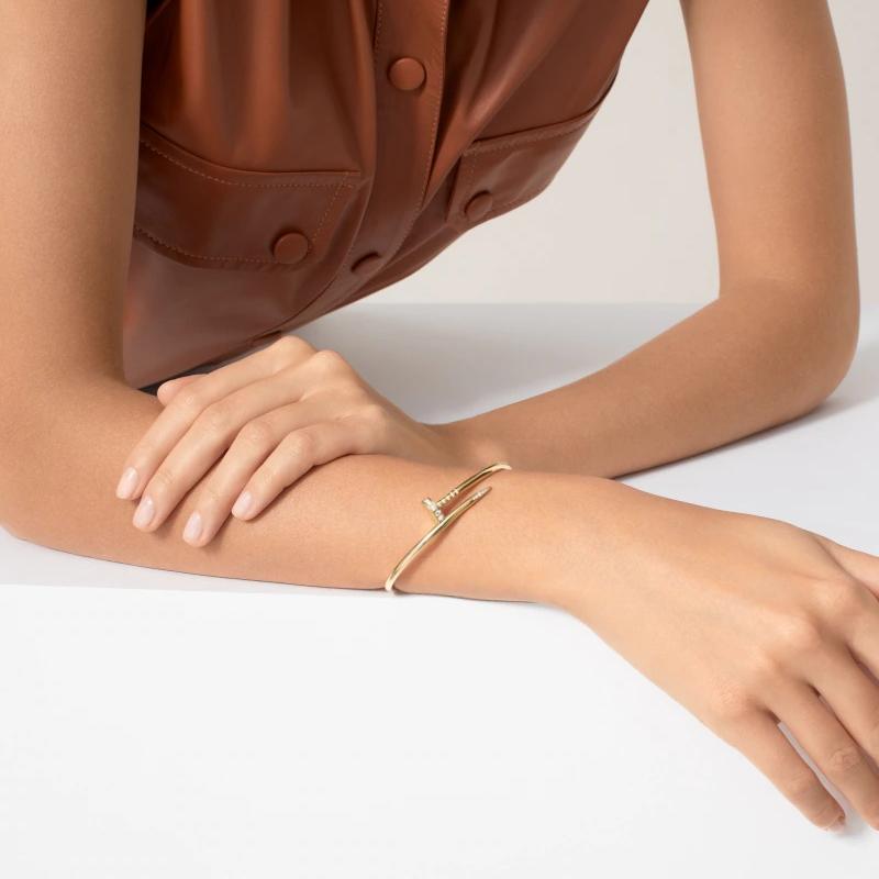 Nail Moissanite Bangle