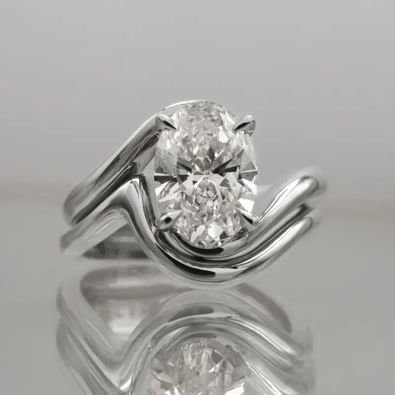 Ripple Oval Cut Moissanite Ring Set