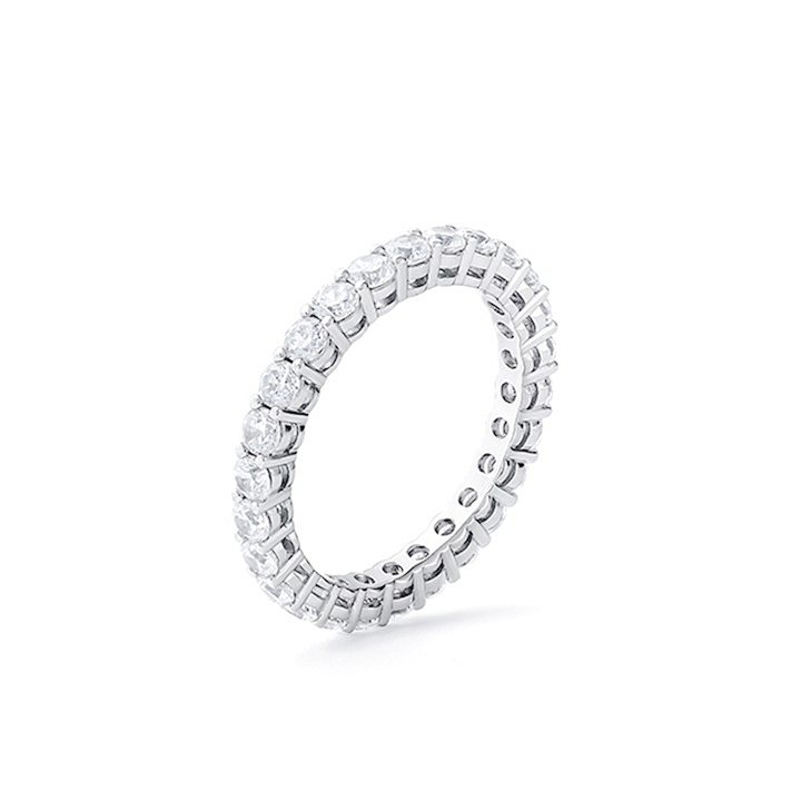 Alula Embrace Round Moissanite Wedding Band-VOOGME