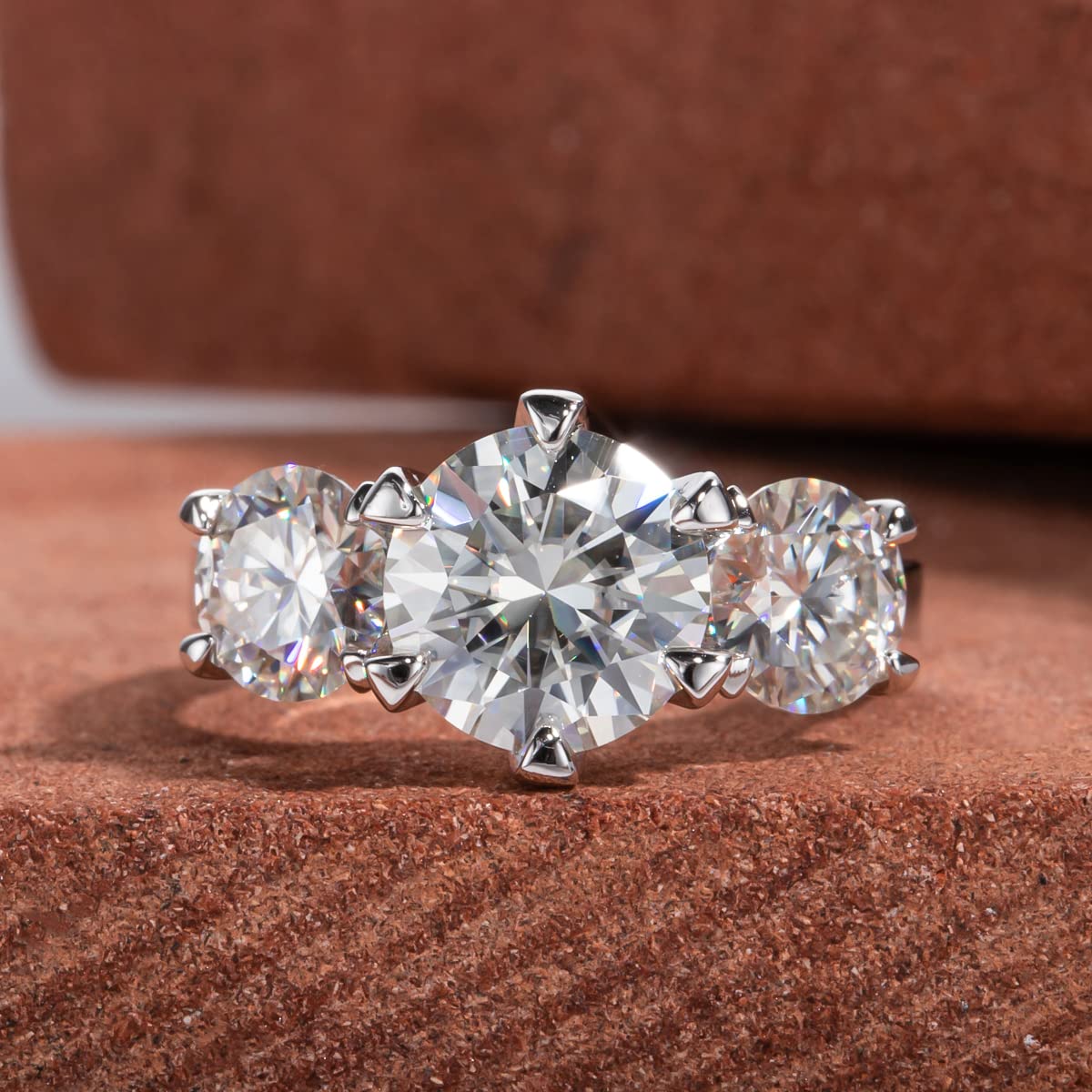 Three Stones Moissanite Engagement Ring-VOOGME