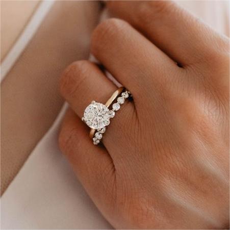 Traveling in style this summer? Don't forget to bring your jewelry