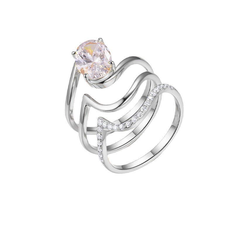 Ripple Oval Cut Moissanite Ring Set