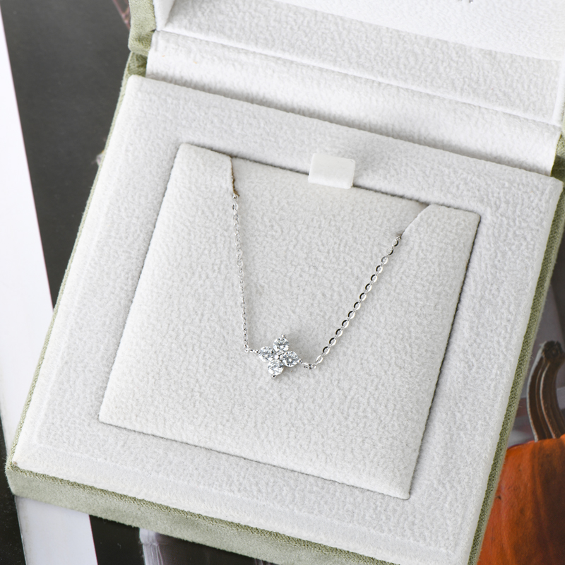 Rosetta Clover Moissanite Bracelet