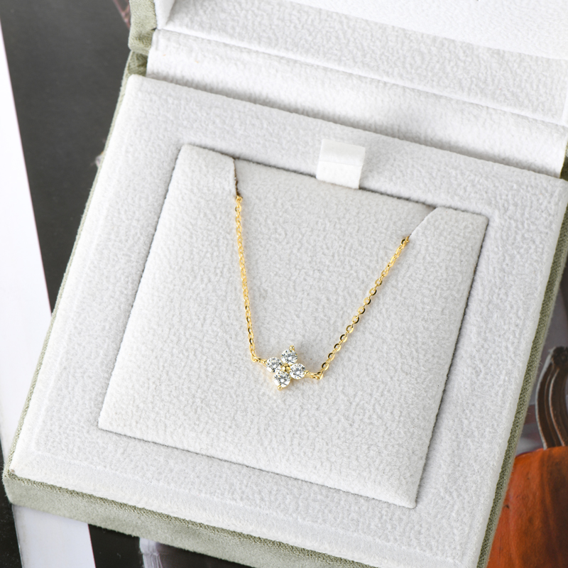 Rosetta Clover Moissanite Bracelet