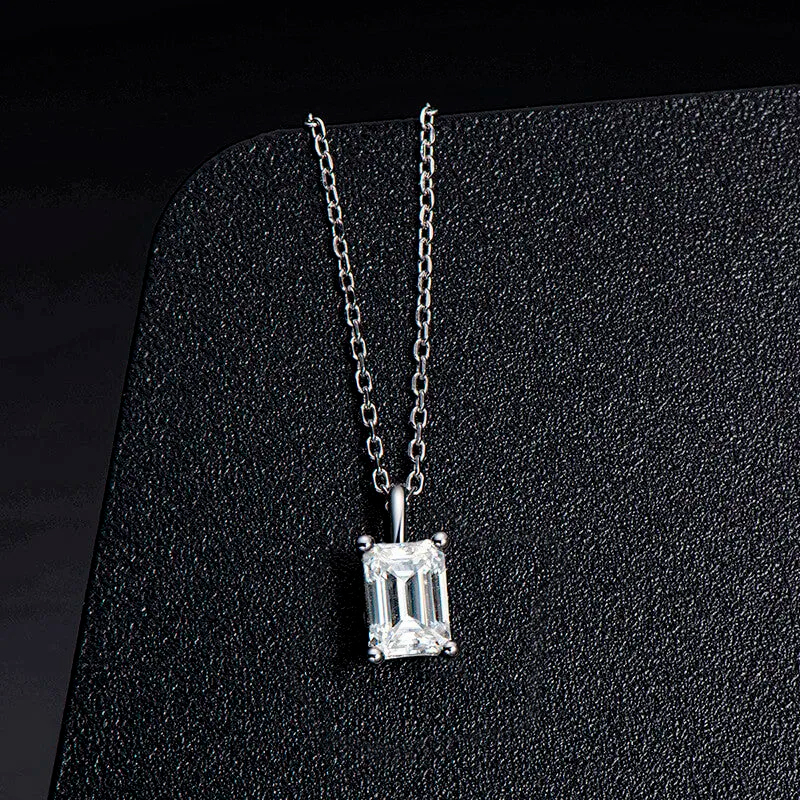Emerald Shape Moissanite Pendant 1.0 ct