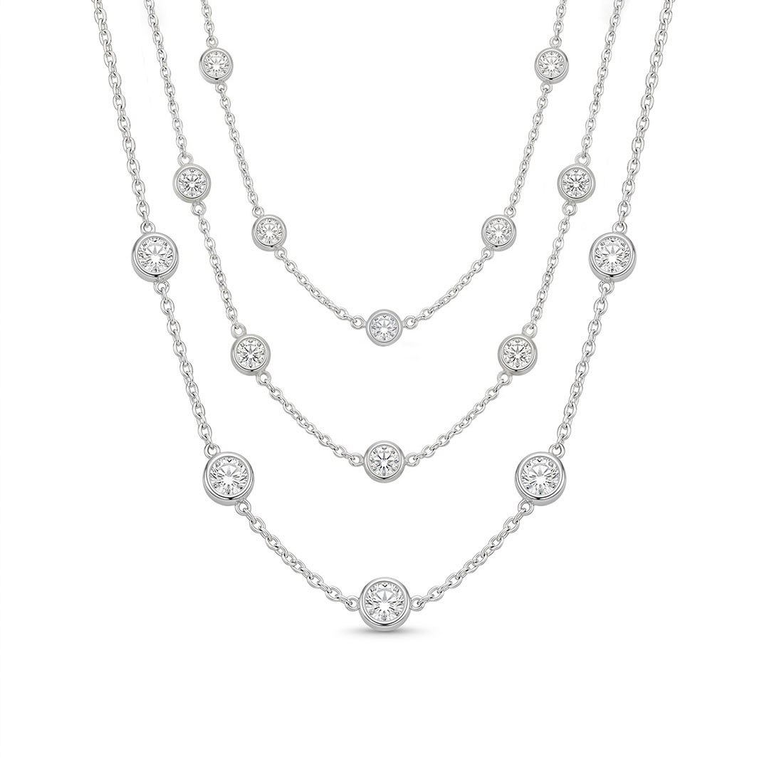 Cinq Bubbles Moissanite Necklace