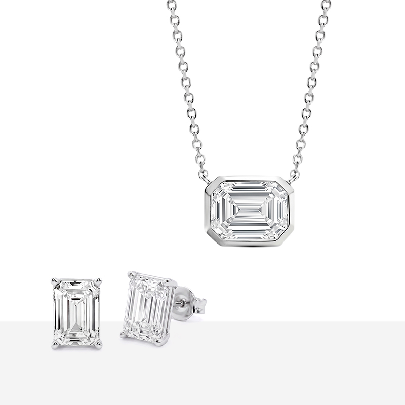 Classic Emerald Moissanite Set