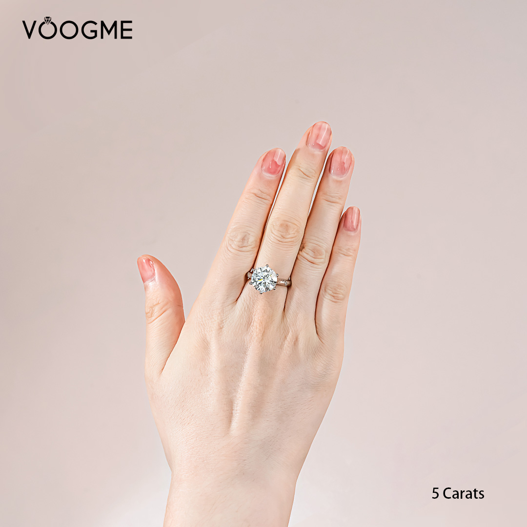 Striking Moissanite Engagement Ring