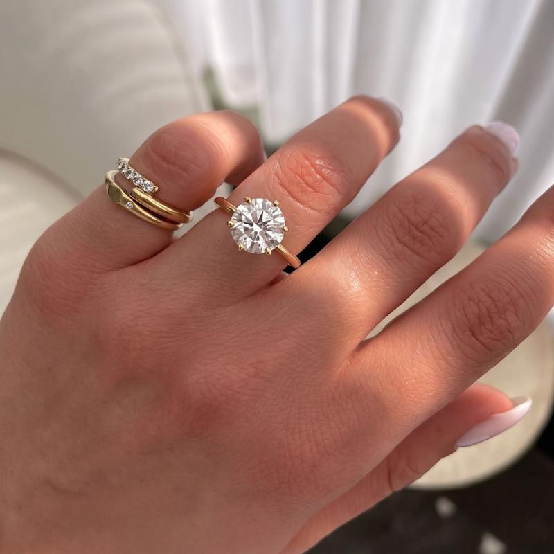 Selection Classic Six-Prong Moissanite Engagement Ring