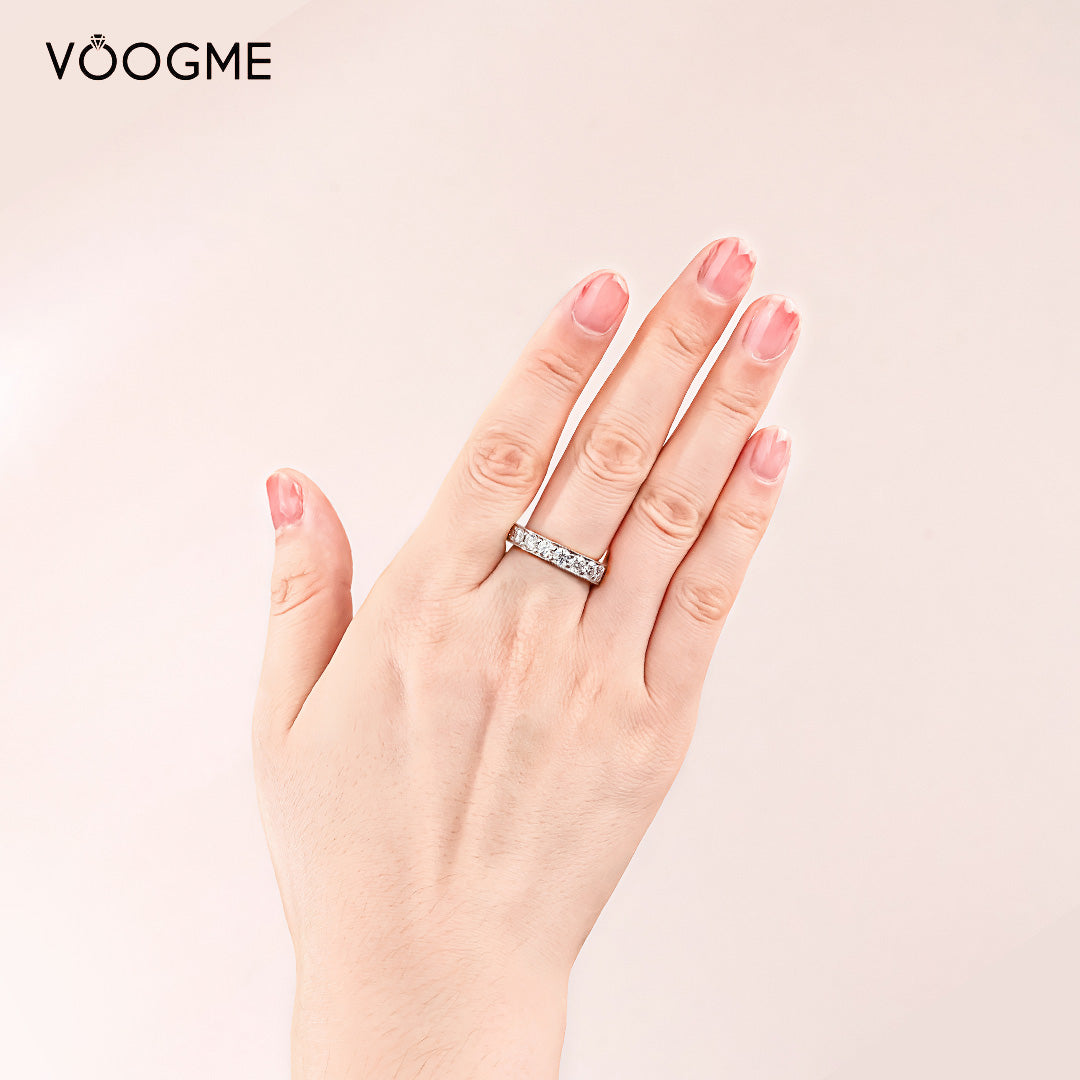 Ellora Eternity Round Moissanite Wedding Band-VOOGME