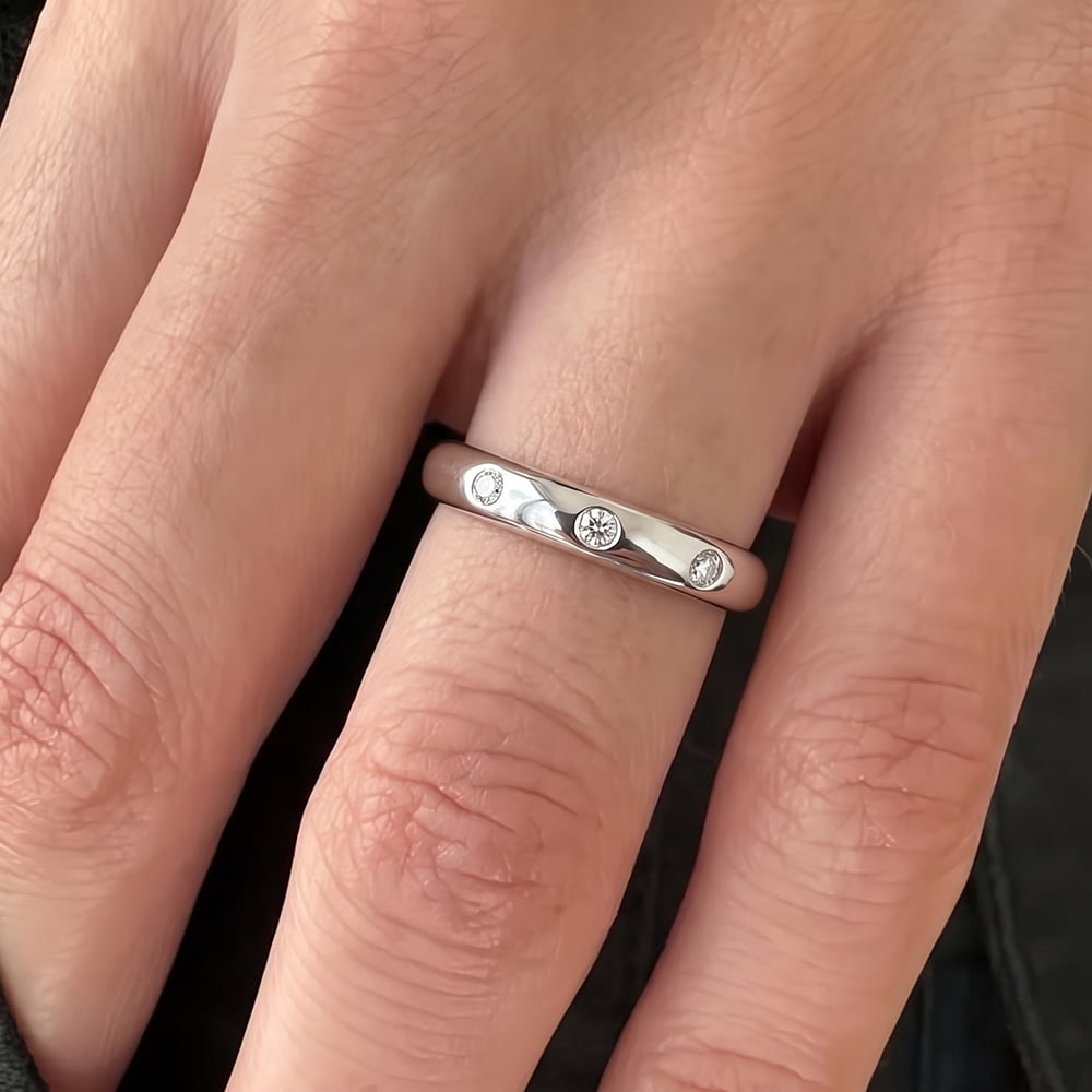 Petites Stone Wedding Band