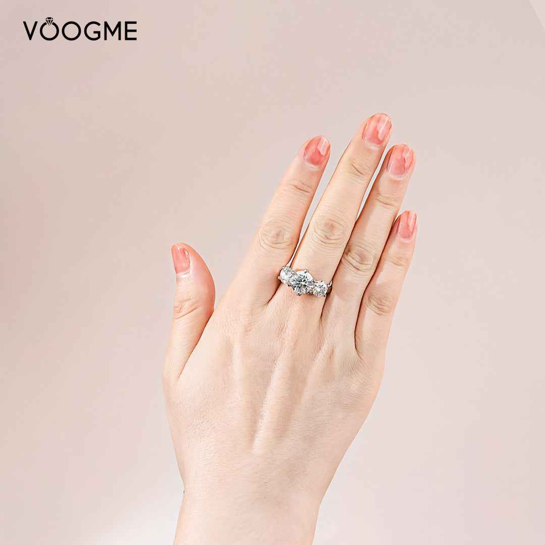 Three Stones Moissanite Engagement Ring-VOOGME