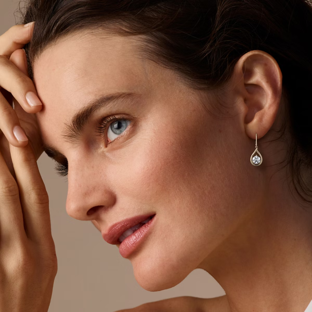 Pear Moissanite Leverback Earrings-VOOGME