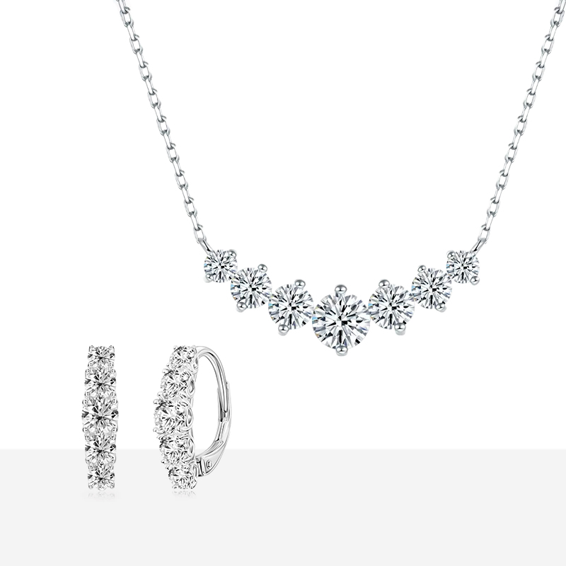 Five-Stone Moissanite Set