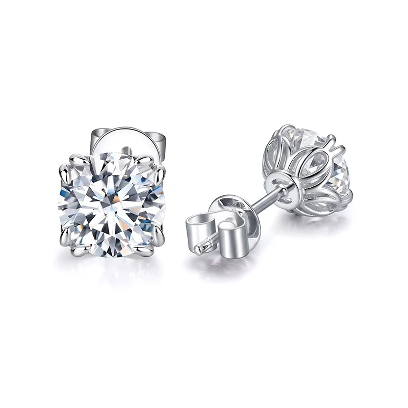 Eight-Prong Classic Moissanite Stud Earrings