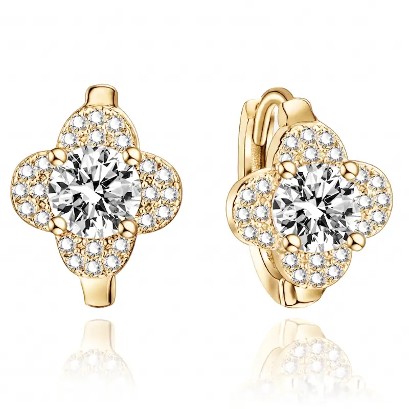 Edna Clover Moissanite Stud Earrings